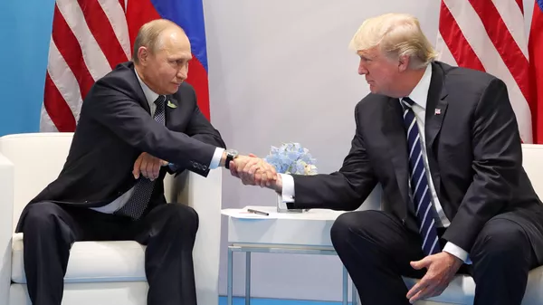 Президент РФ Владимир Путин и президент США Дональд Трамп