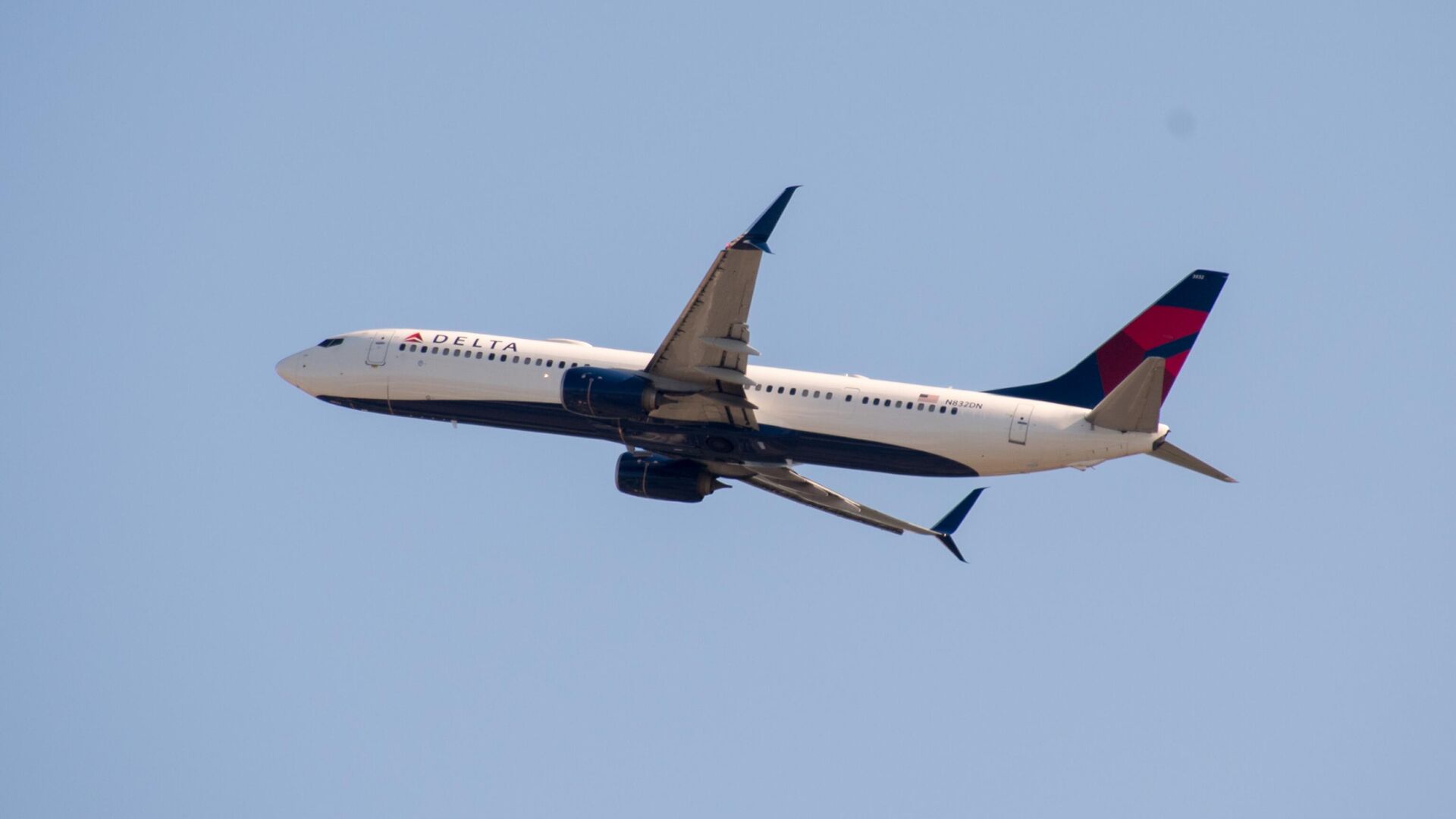 Самолет Boeing 737 авиакомпании Delta - ПРАЙМ, 1920, 21.08.2025