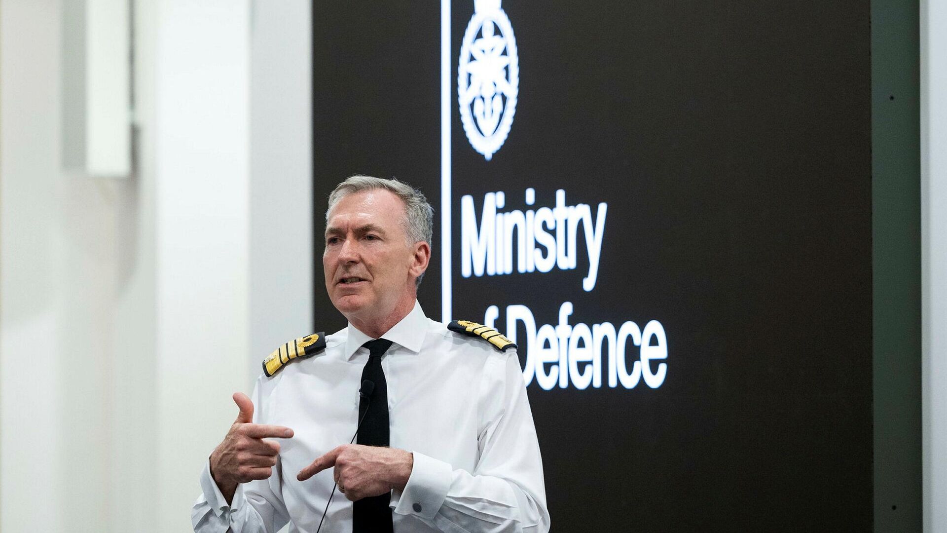 Начальник штаба обороны армии Великобритании адмирал Энтони Радакин Начальник штаба обороны армии Великобритании адмирал Энтони Радакин - ПРАЙМ, 1920, 07.09.2025
