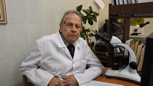 Борис Ариэль