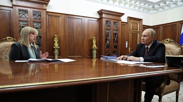 Президент Владимир Путин провел встречу с главой ЦИК Эллой Памфиловой