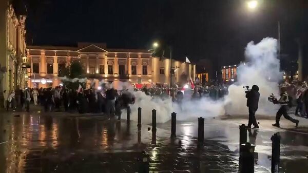 Акция протеста в Тбилиси, Грузия. Кадр видео из соцсетей