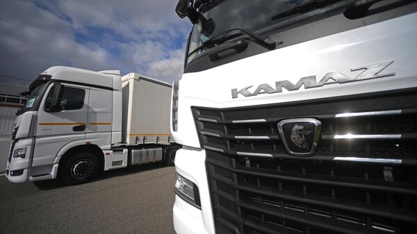 Автомобили КАМАЗ-54901