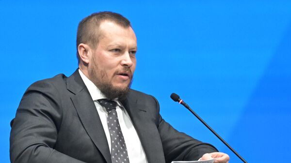 Генеральный директор ПАО Т плюс Павел Сниккарс