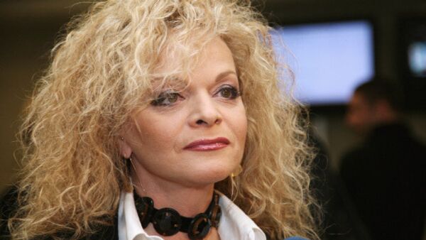 Лариса Долина