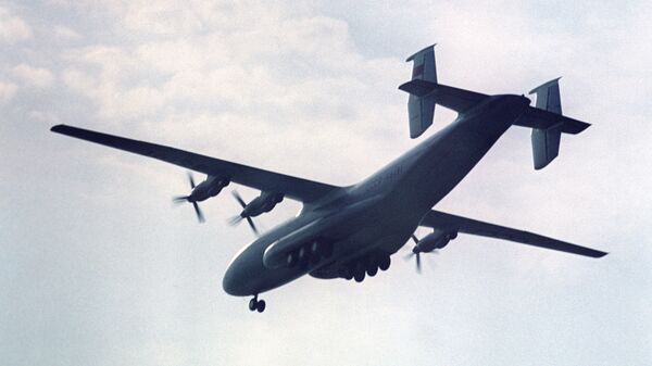 Самолет Ан-22