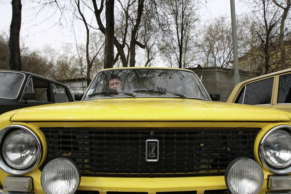 Автолюбители Екатеринбурга отметили 40-летие модели ВАЗ-2101