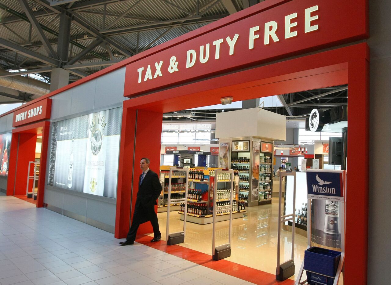 Аэропорты попросили разрешить duty free для пассажиров внутренних рейсов -  01.06.2022, ПРАЙМ