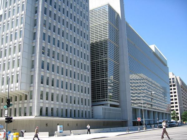 # Штаб-квартира Всемирного банка в Вашингтоне