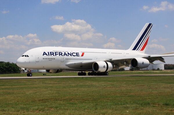 Самолет Airbus 380 Air France