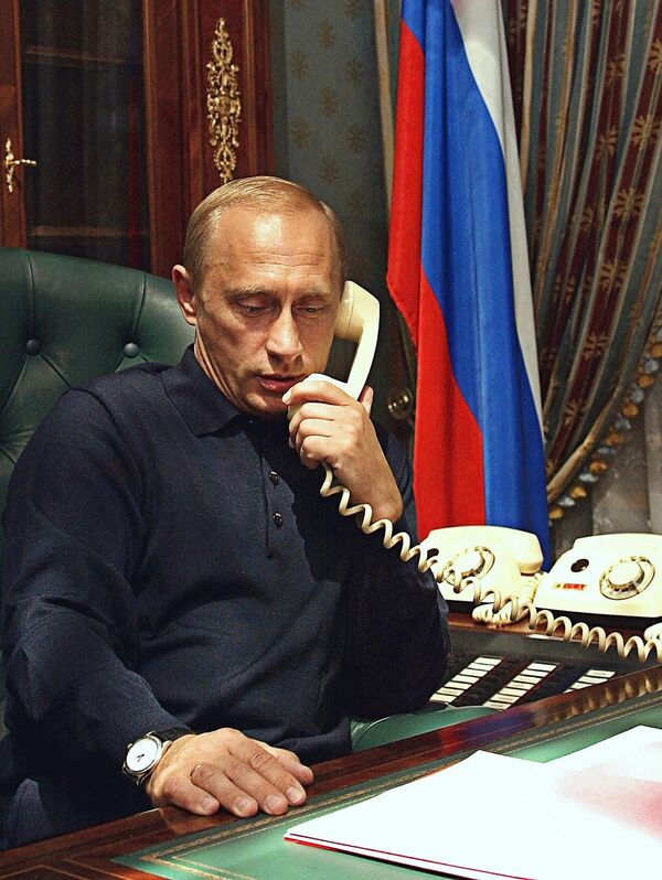 Разговор по телефону В.Путина