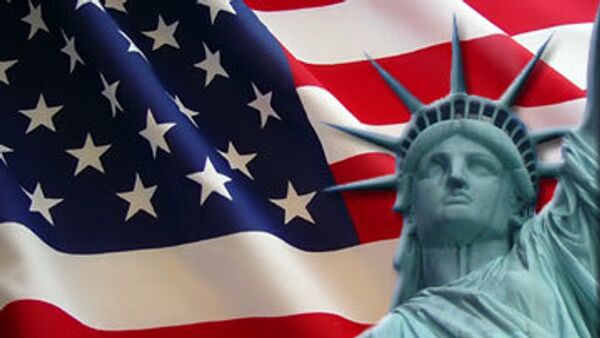 Американский флаг и статуя свободы