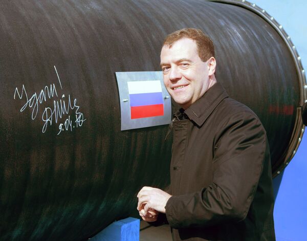 Президент РФ Дмитрий Медведев во время церемонии начала строительства газопровода Северный поток