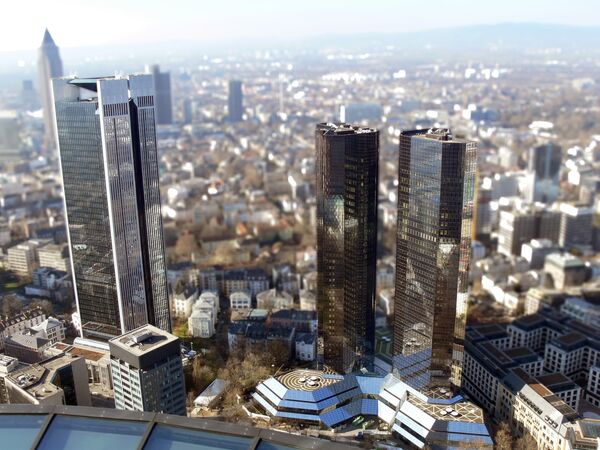 Здание Deutsche Bank