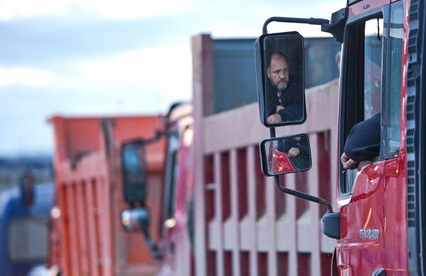 КАМАЗ в 2013 г снизил продажи грузовиков в России на 2,8%