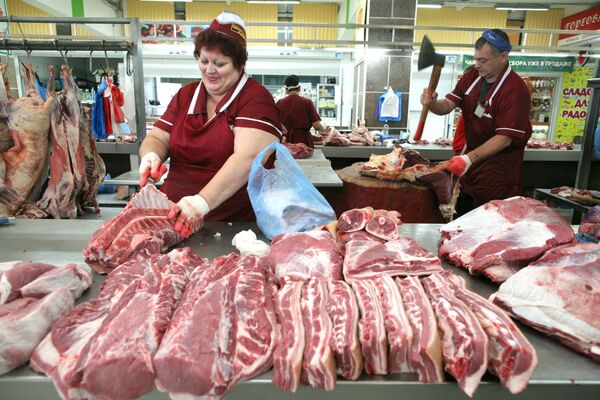 Продажа мяса на Центральном рынке