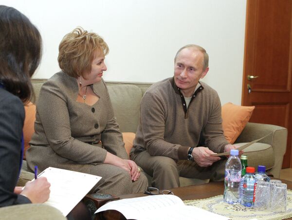 Владимир Путин и его супруга Людмила Путина приняли участие во Всероссийской переписи населения