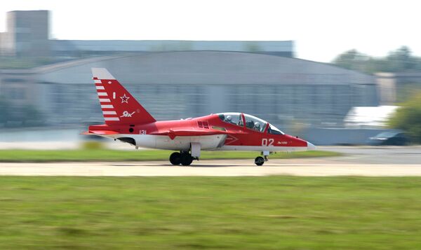 Як-130 позволяет готовить пилотов на самолёты четвертых и пятых поколений.