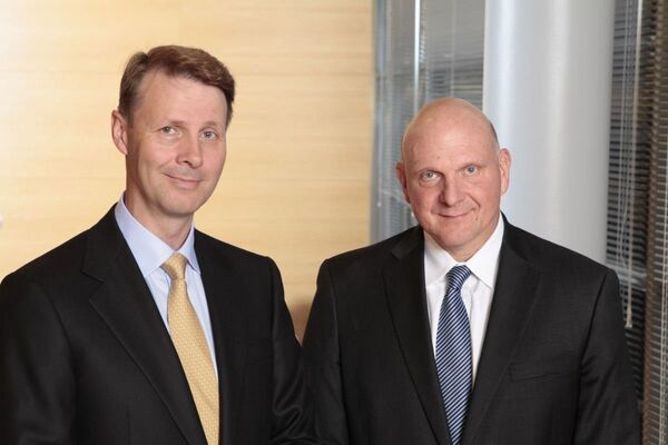Председатель совета директоров Nokia Ристо Сииласмаа и генеральный директор Microsoft Стив Балмер