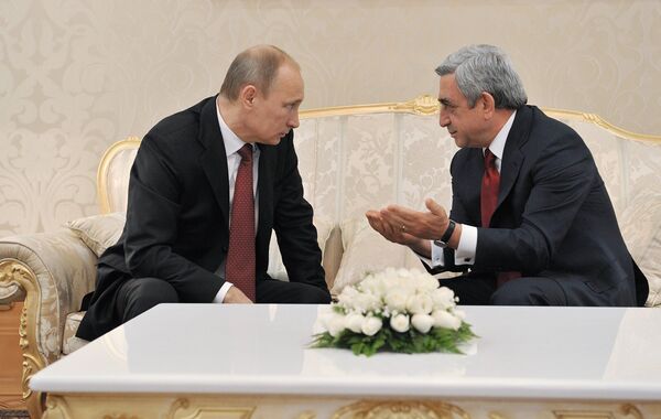 Президент России Владимир Путин и президент Республики Армения Серж Саргсян