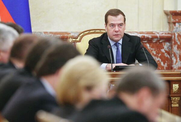 Медведев дал ряд поручений по итогам заседания президиума совета по модернизации экономики