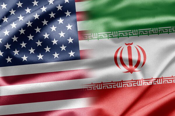 %Флаги США и Ирана