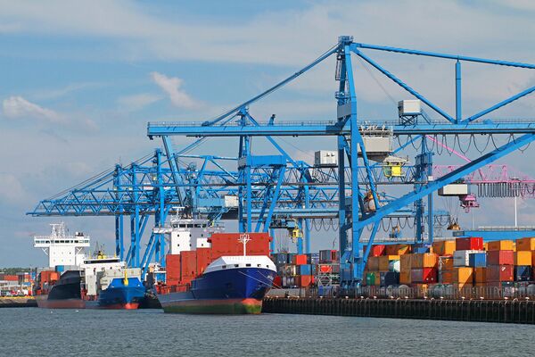 Роснефть может стать партнером Суммы в порту Роттердам