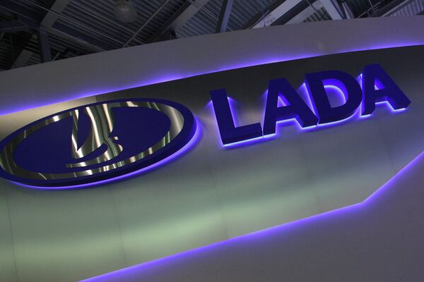 АвтоВАЗ сократит производство LADA в связи с падением продаж