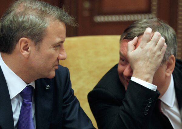 Д. Медведев проводит совещание по экономическим вопросам