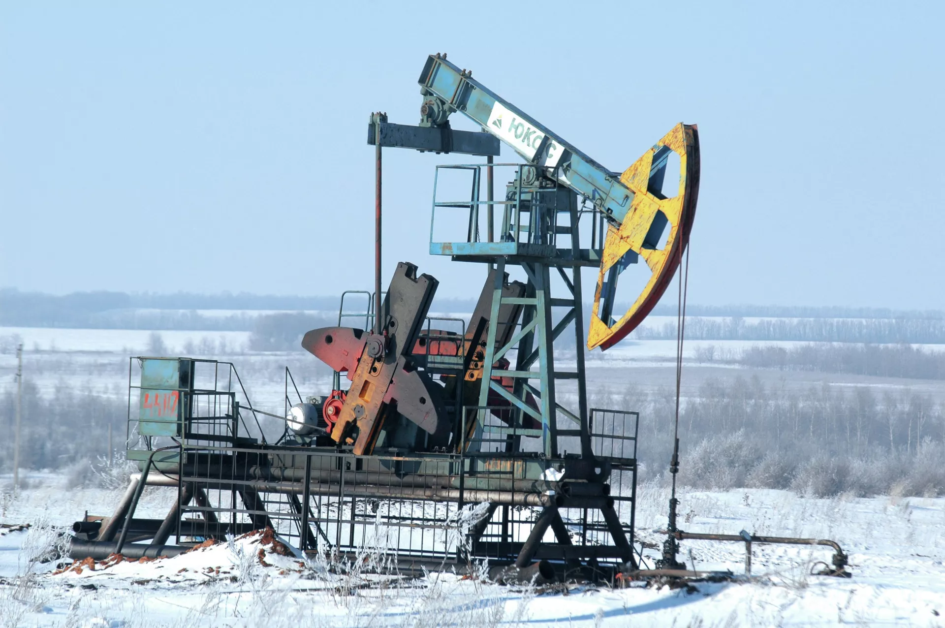 Штанговый насос на нефтяной скважине - ПРАЙМ, 1920, 03.03.2021