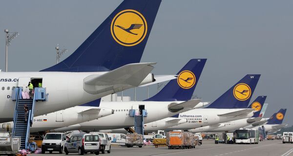%Самолеты Lufthansa