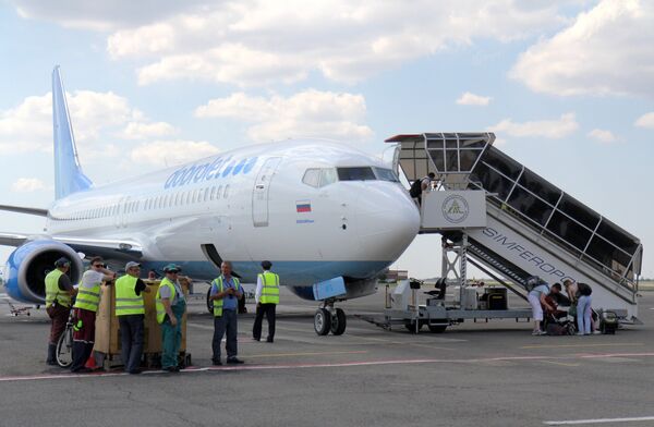 Самолет авиакомпании Добролет совершил посадку в Симферополе
