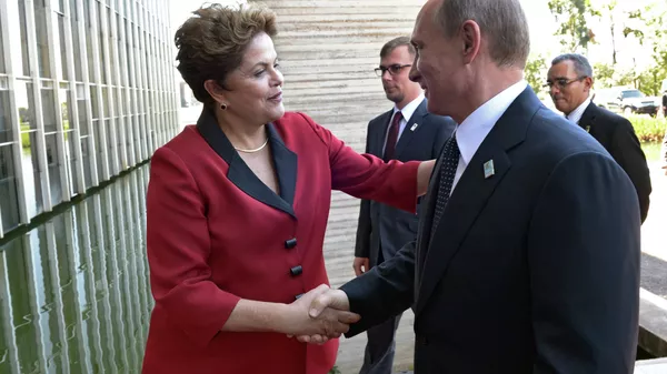 Президент России Владимир Путин и президент Бразилии Дилма Роуссефф