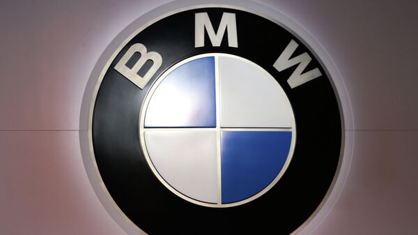 %Эмблема BMW.