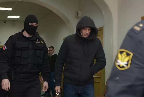 Губернатор Сахалинской области А.Хорошавин на заседании в Басманном суде