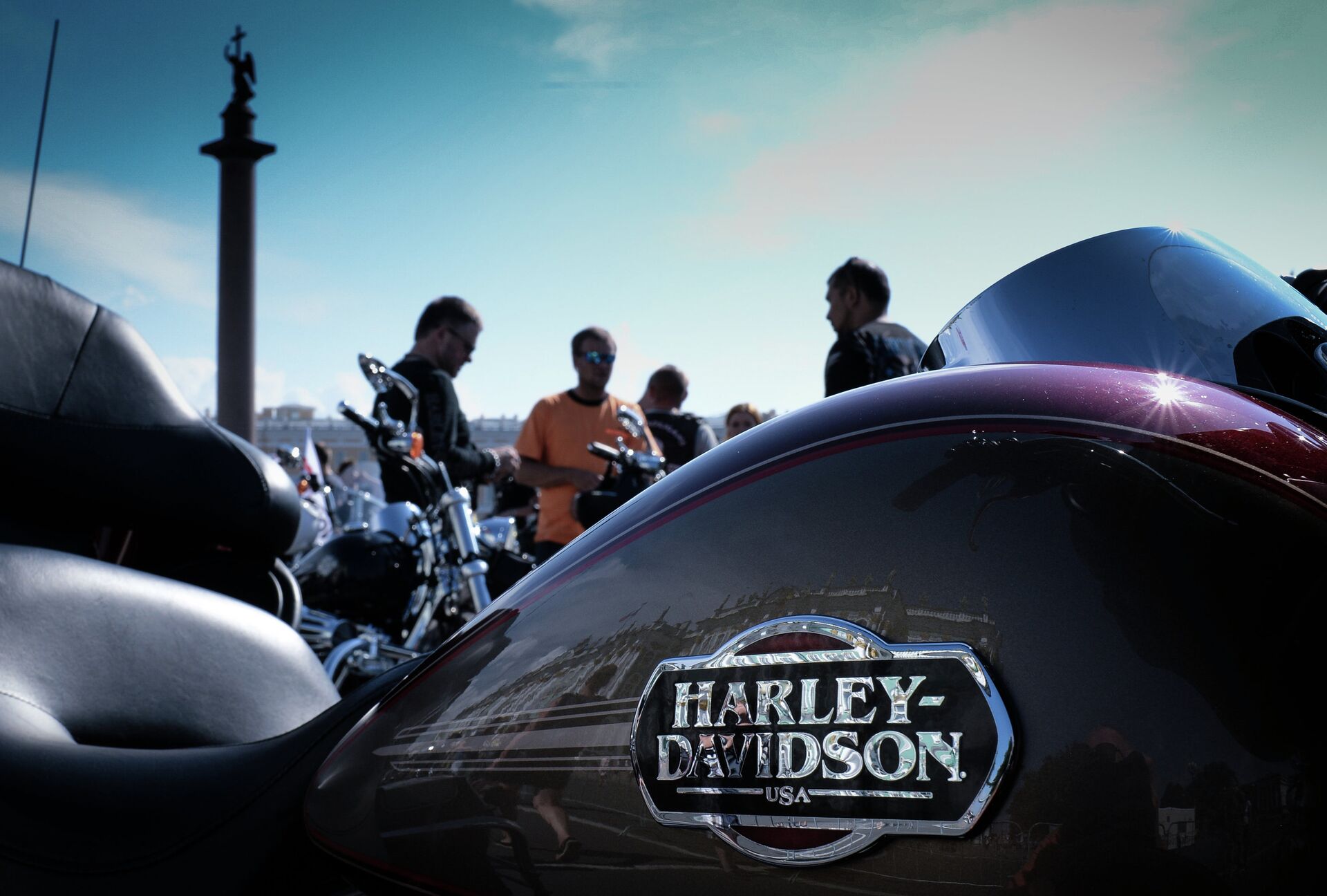 %Мотопарад Harley-Davidson в Санкт-Петербурге - ПРАЙМ, 1920, 01.03.2022