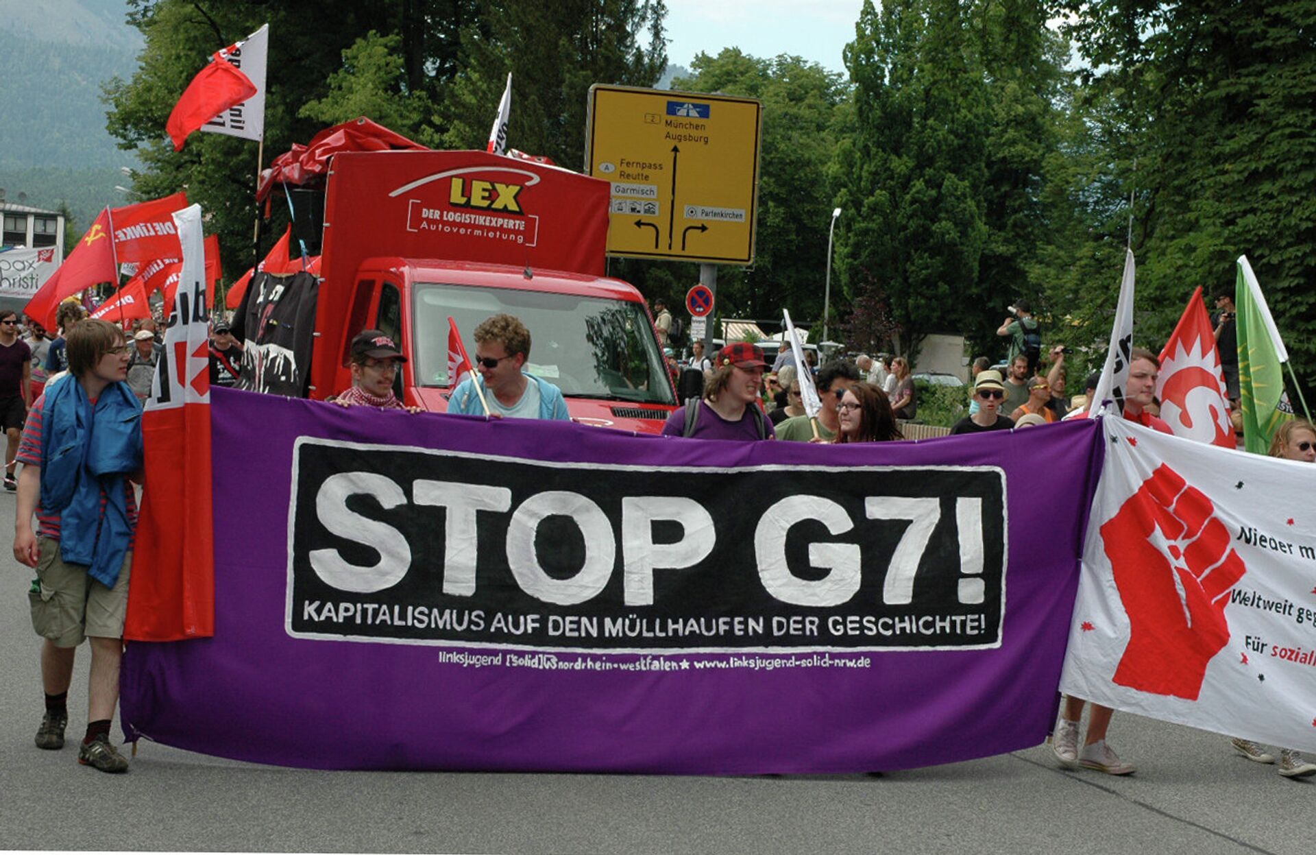 Акция протеста против саммита G-7 в Гармиш-Партенкирхене - ПРАЙМ, 1920, 02.09.2022