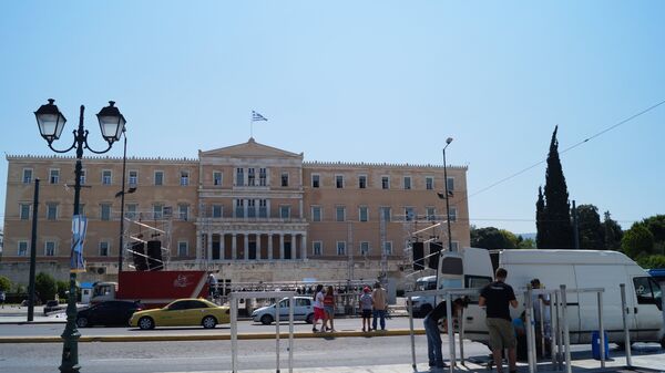 Россияне продолжают скупать недвижимость в Греции, рассказал риэлтор