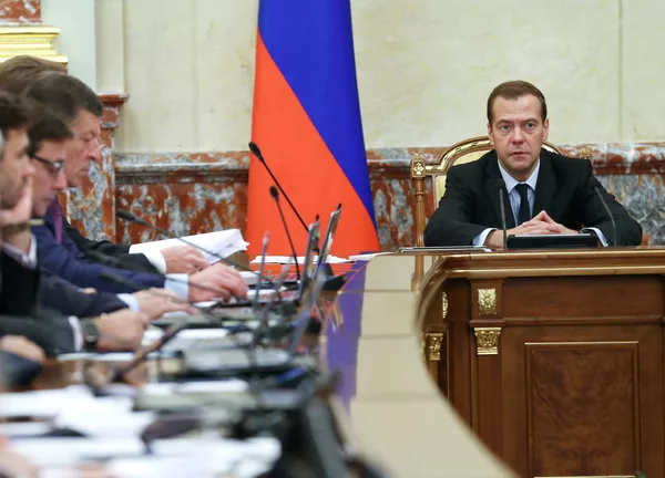 Премьер-министр РФ Д.Медведев провел заседание правительства РФ