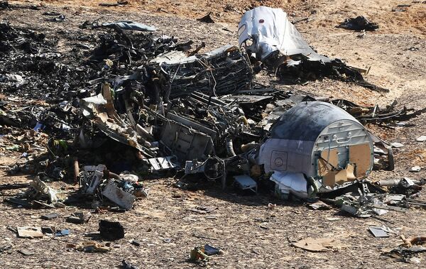 *Обломки самолета Airbus A321 авиакомпании Когалымавиа