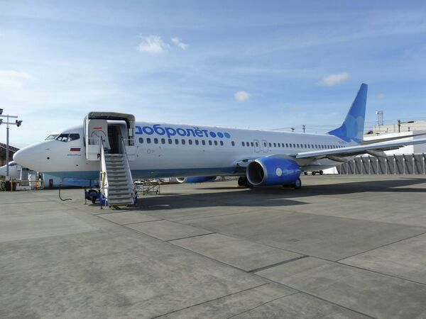 Самолет Boeing 737-800NG авиакомпании Добролет