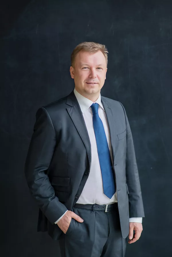 Владимир Зотов