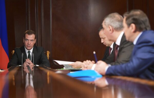 Председатель правительства РФ Дмитрий Медведев в подмосковной резиденции Горки проводит совещание с вице-премьерами РФ