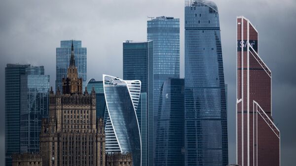 Здание Министерства иностранных дел РФ и Московский международный деловой центр Москва-Сити