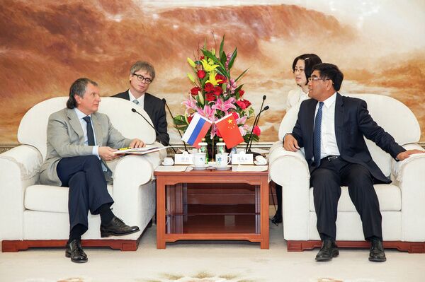 Рабочий визит главы компании Роснефть Игоря Сечина в Китай