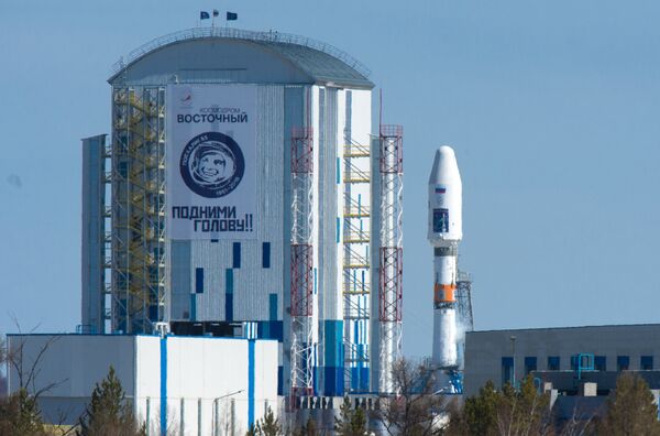 *Ракета-носитель Союз-2.1а с российскими космическими аппаратами на стартовом комплексе космодрома Восточный