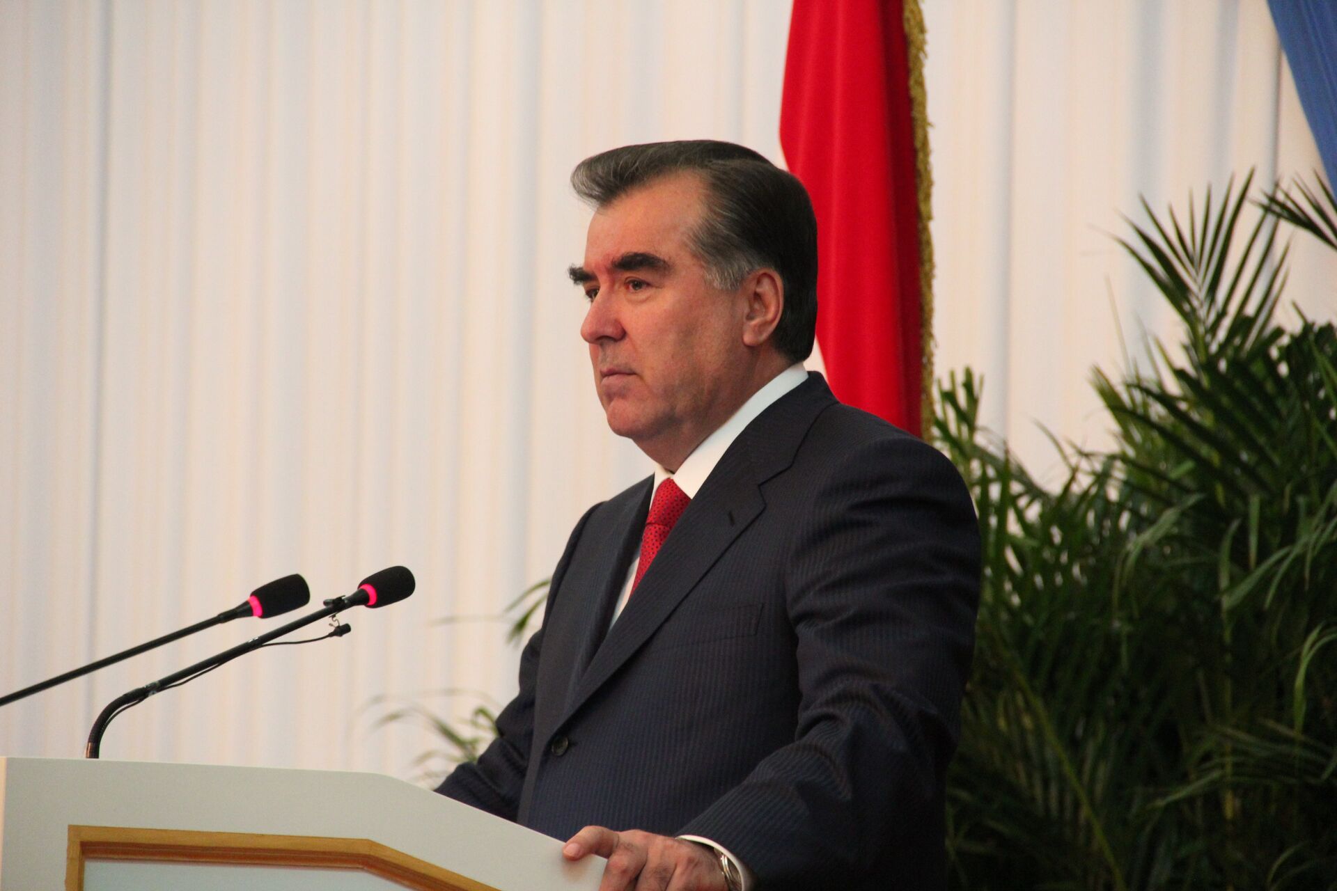 *Президент Таджикистана Эмомали Рахмон выступает с ежегодным посланием к парламенту страны - ПРАЙМ, 1920, 21.11.2023