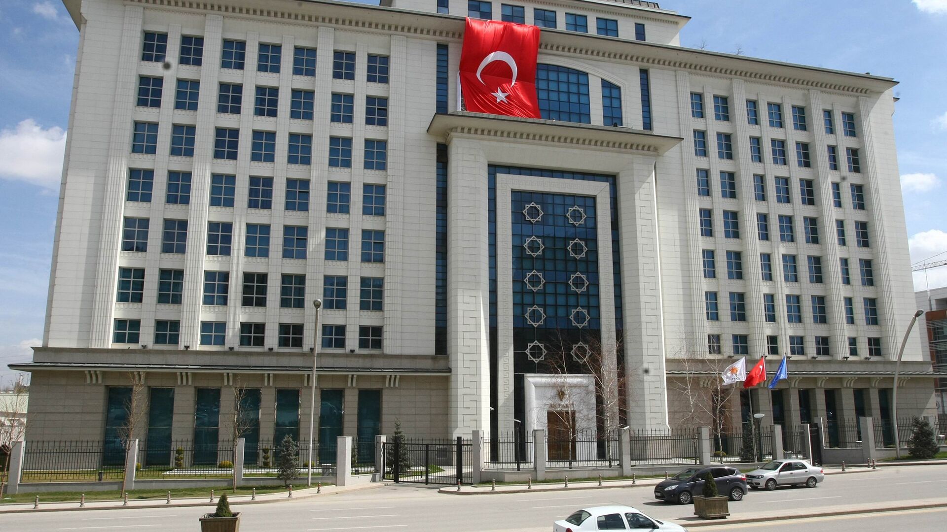 *Штаб-квартира правящей Партии справедливости и развития в Анкаре, Турция - ПРАЙМ, 1920, 29.02.2024