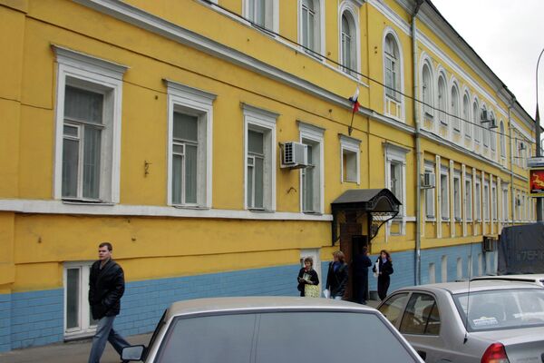 *Здание Басманного суда на Каланчевской улице