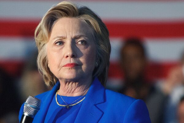 #Кандидат в президенты США от Демократической партии Хиллари Клинтон во время предвыборного ралли в городе Луисвилл штата Кентукки